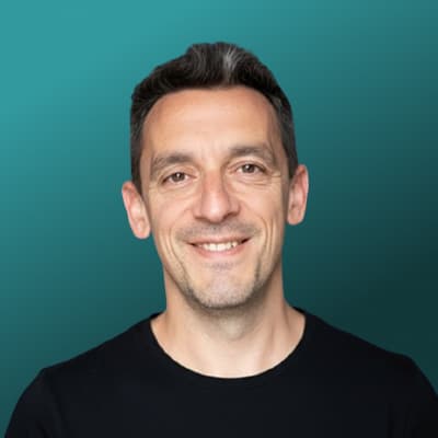 Julien Casanova — Développeur IA freelance